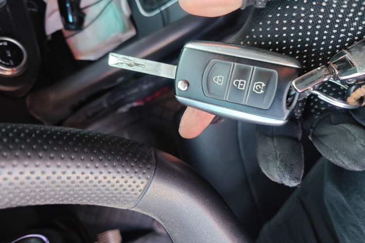 Used Dongfeng Fengon 500 2022 1.5L Manual Enjoyment Model
