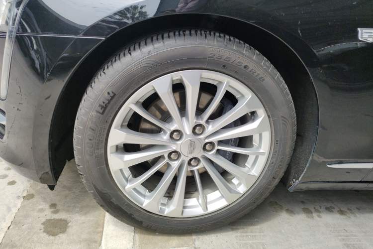 Used Cadillac CT6 2016 28T Luxury Model Left Front Wheel Hub