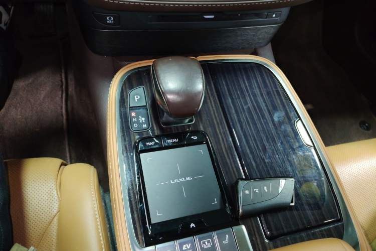 Used Lexus LS 2018 500h Premier Edition China V Standard