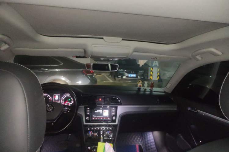 Used Volkswagen Lamando 2015 330TSI DSG Luxury Edition
