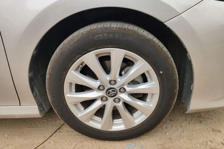 Used Toyota Camry 2019 Revised Version 2.0G Luxury Edition