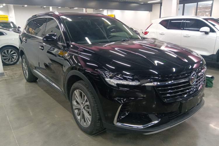 Used Buick Envision 2022 Encore Plus 652T Five-Seat Luxury Model Front Right 45 Deg