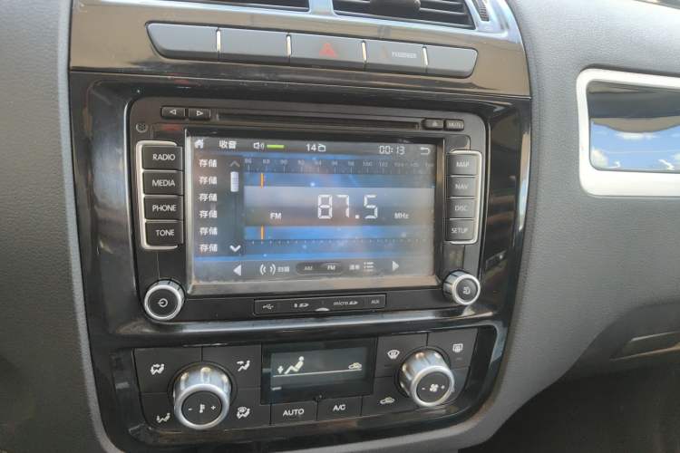 Used Yema T70 2016 1.8T CVT Elegant Model
