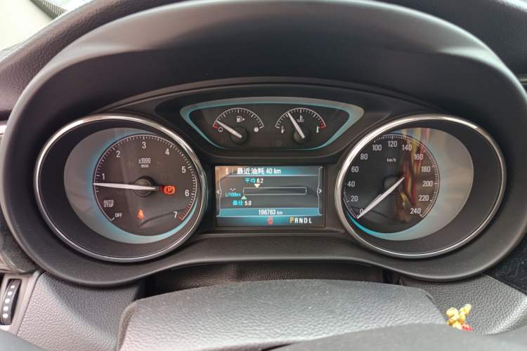 Used Buick Envision 2015 20T Two-Wheel-Drive Elite Model
