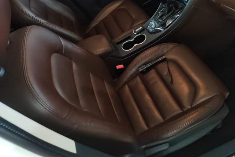 Used Haima V70 2016 1.5T Automatic Comfort Plus 7-Seater
