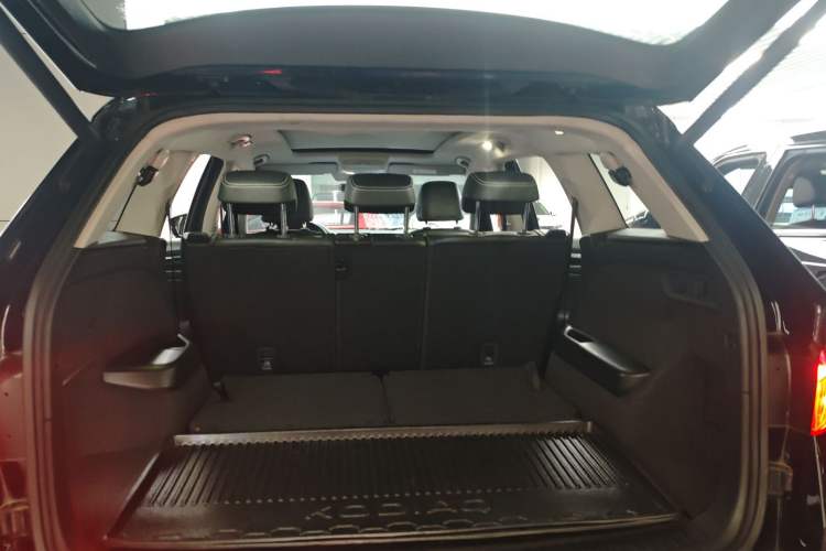 Used Skoda Kodiaq 2017 TSI330 7-Seater Two-Wheel-Drive Luxury Edition Trunk