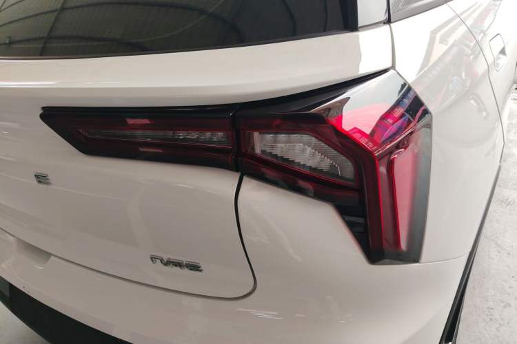 Used Geometry E Firefly 2024 301km Starlight