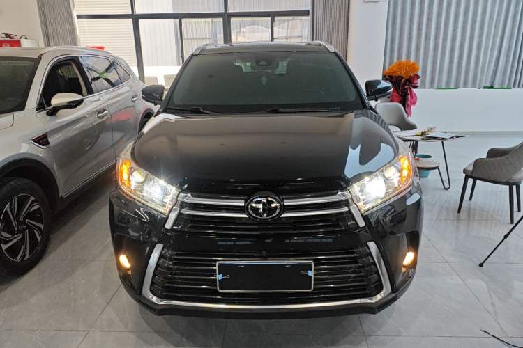 Used Toyota Highlander 2021 2.0T Four-Wheel Drive Prestige Version 7 Seats
