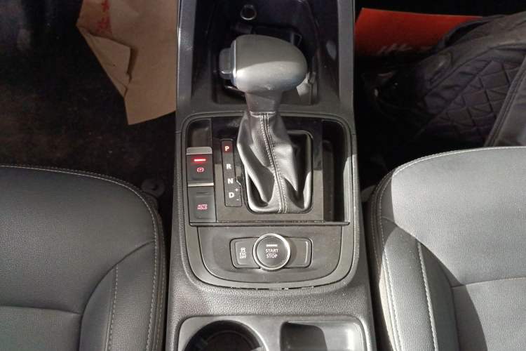 Used Qoros 5 2018 Revised Version 1.6T Automatic Leading Edition