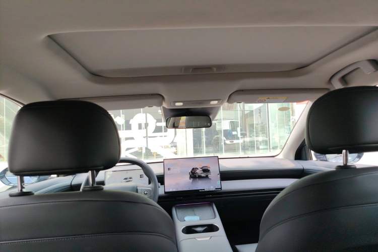 Used Nissan N6 2026 Model 180 Max Headliner