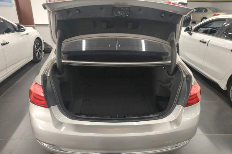 Used BMW 3 Series 2017 320Li Fashion Model