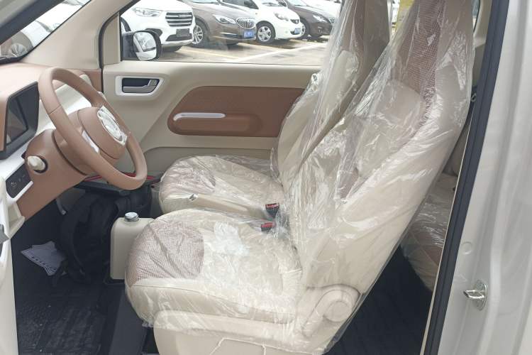 Used Wuling Hongguang MINIEV 2024 3rd Generation 215km Youth Edition