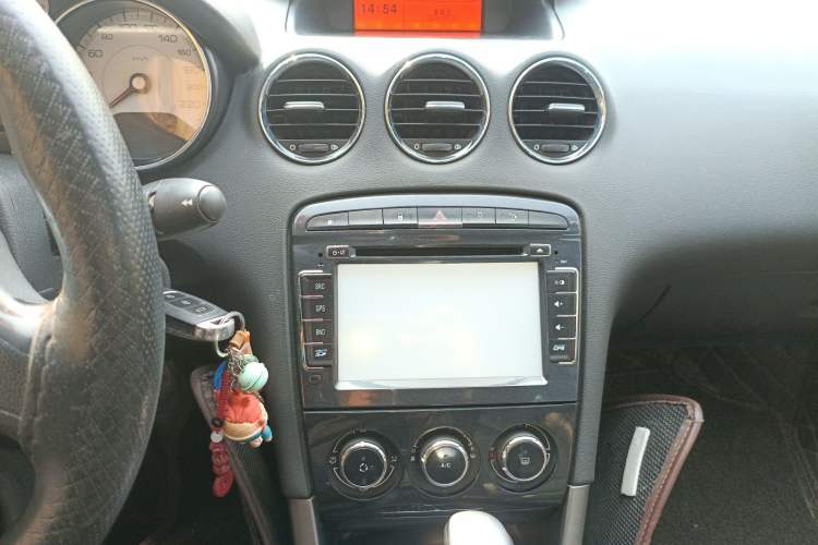 Used Peugeot 408 2013 2.0L Automatic Comfort Edition