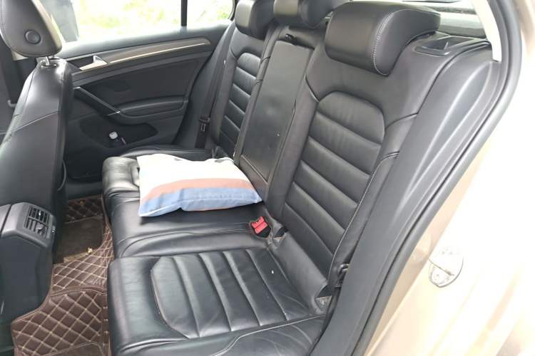 Used Volkswagen Golf 2016 230TSI Automatic Luxury Version