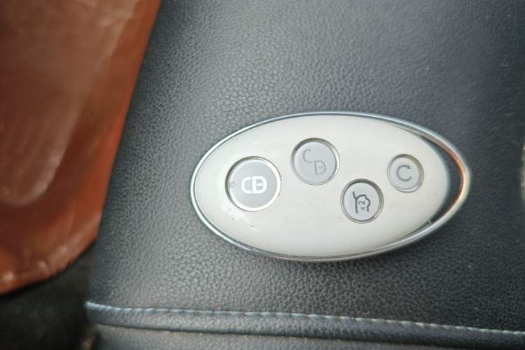 Used BYD Yuan New Energy 2018 EV360 Smart Connect Cool Edition Vehicle Key