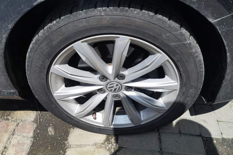 Used Volkswagen Magotan 2016 2.0 TSI Luxury Comfort Version