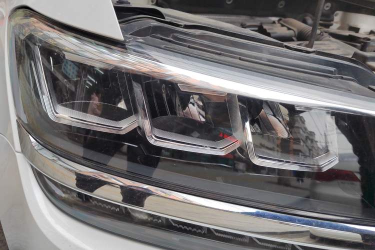 Used Volkswagen Tharu 2020 280TSI Two-Wheel Drive Comfort Edition China VI Standard Right Front Headlight