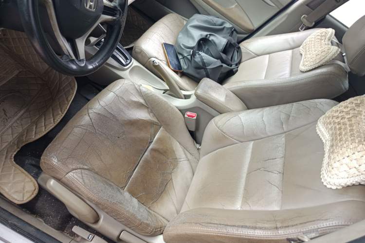 Used Honda City Classic 2011 1.5L Automatic Elite Edition Left Front Seat