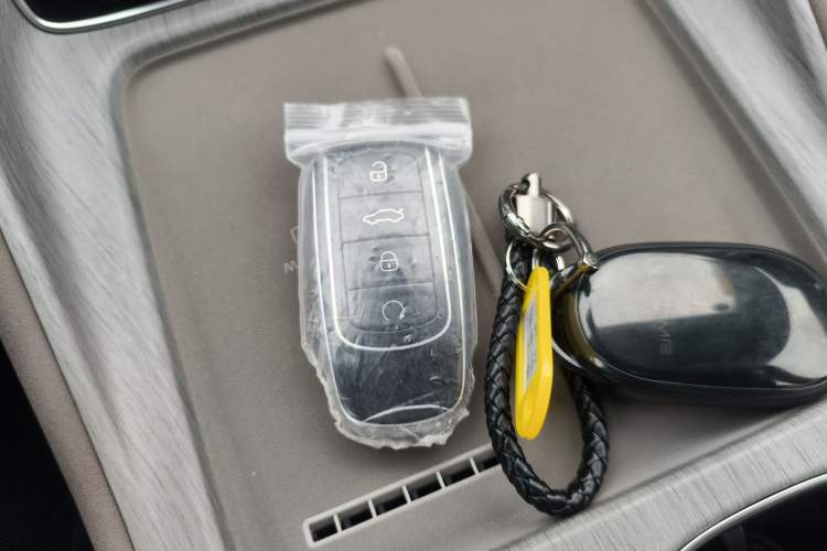 Used Chery Tiggo 8 PLUS C-DM 2025 1.5T 116 km Prestige Version 5 Seats