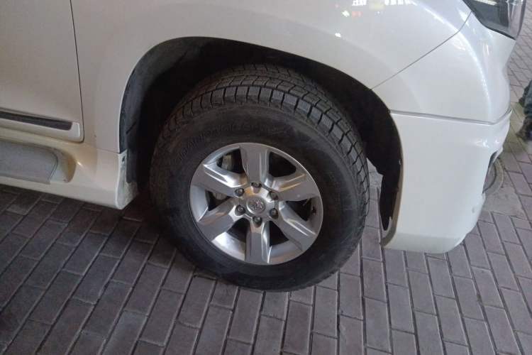 Used Toyota Prado 2016 2.7L Automatic Standard Edition
