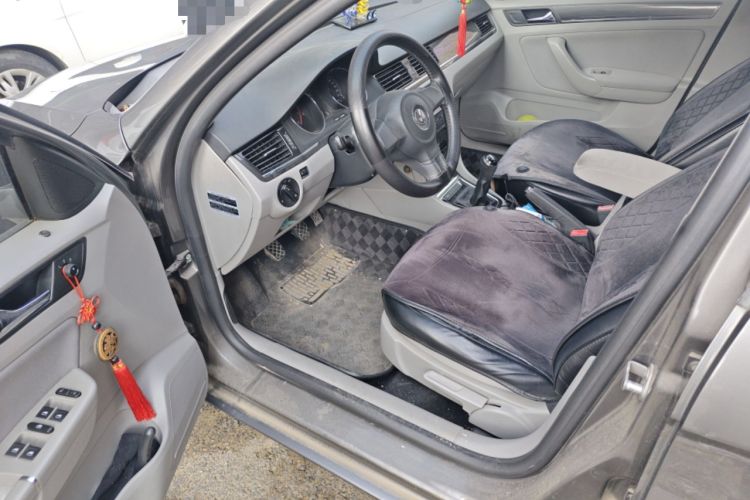 Used Volkswagen Bora 2013 1.6L Manual Fashion Edition