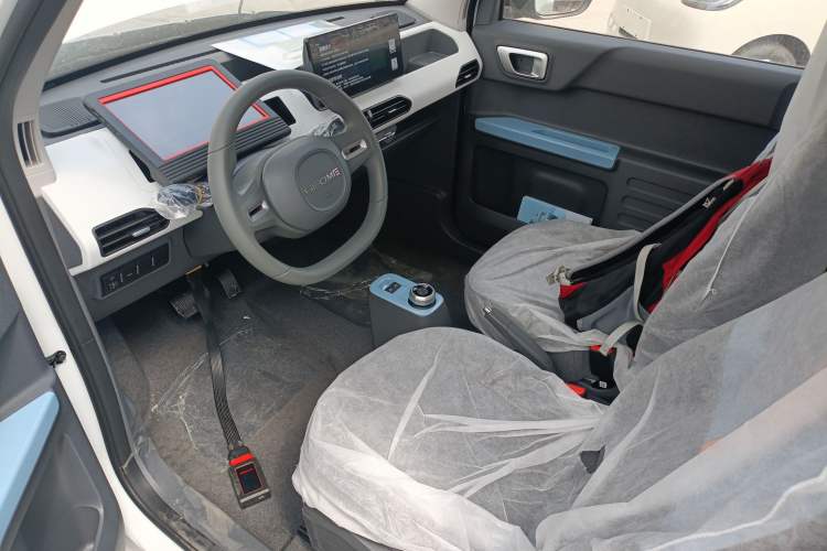 Used Geely Galaxy Panda 2024 Panda Mini 200km Endurance Bear