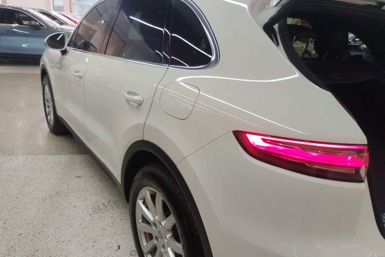 Used Porsche Cayenne E-Hybrid 2020 Cayenne E-Hybrid 2.0T
