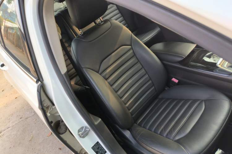 Used Ford Mondeo 2013 2.0L GTDi 200 Luxury Model
