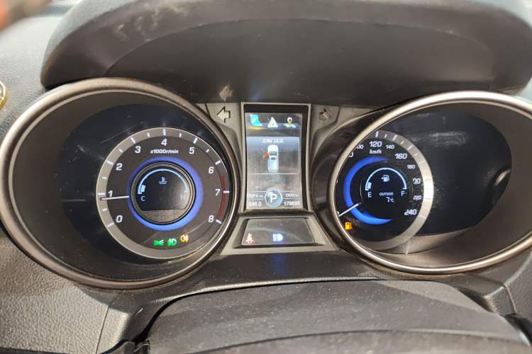 Used Changan CS75 2014 1.8T Automatic Elite Model China IV Standard