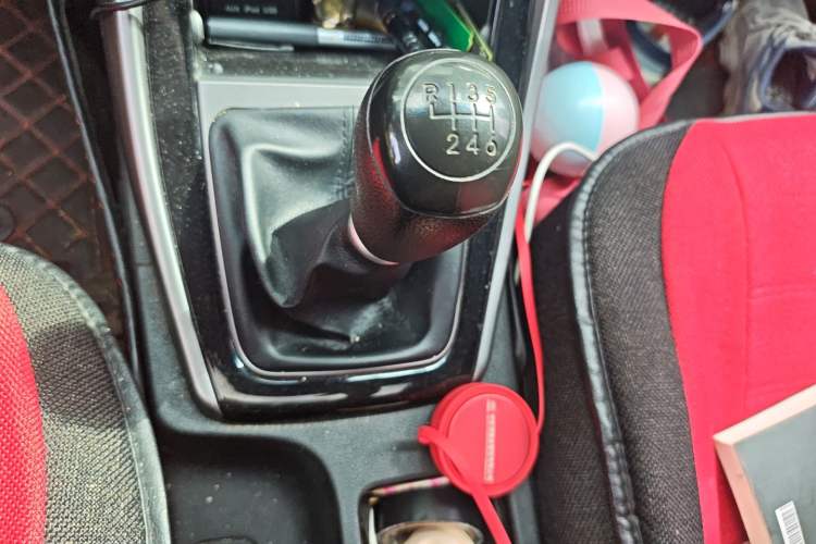 Used Hyundai Elantra (5th Generation / Langdong) 2016 1.6L Manual Luxury Model Gear Lever