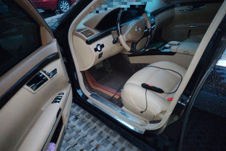 Used Mercedes-Benz S-Class 2010 S 300 L Luxury Model
