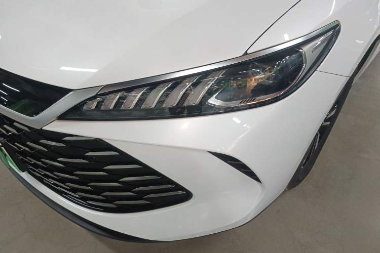 Used BYD Qin PLUS 2025 DM-i Smart Drive 55KM Leading Model