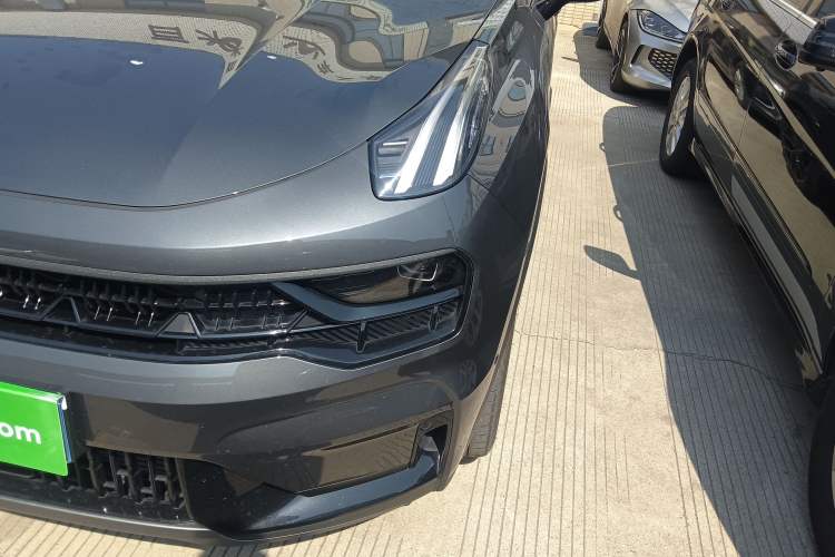 Used Lynk & Co 05 2023 2.0TD Two-Wheel Drive Shine Halo