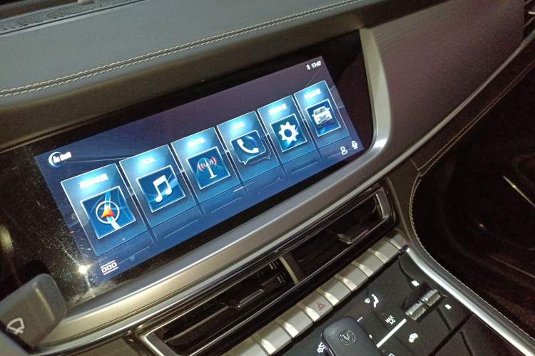 Used Changan CS85 COUPE 2019 1.5T DCT Version China VI Standard