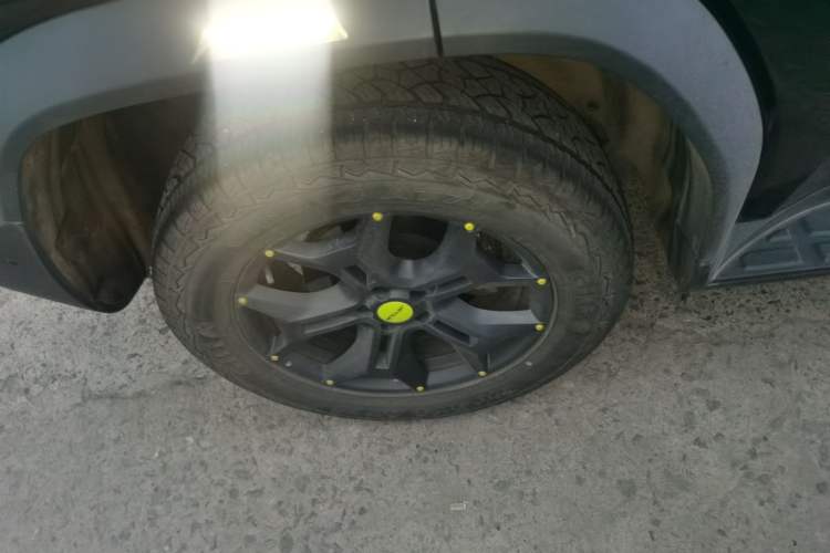 Used JETOUR Traveler 2023 2.0T All-Wheel Drive CrossPRO+ Right Rear Wheel Hub