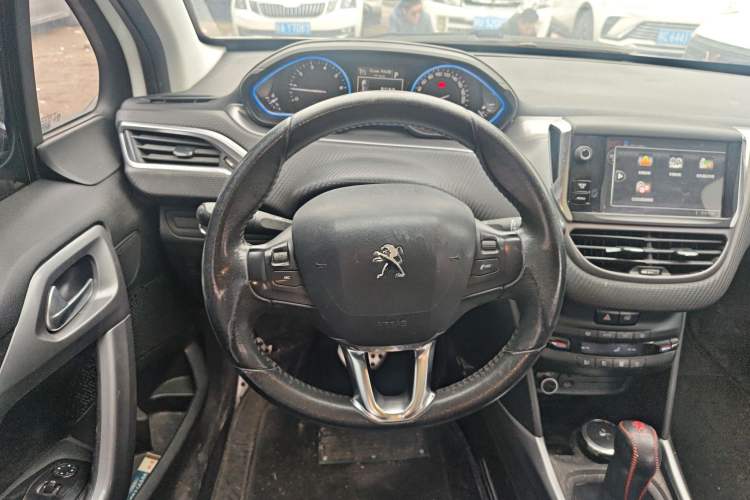 Used Peugeot 2008 2014 1.6L Automatic Navigation Edition
