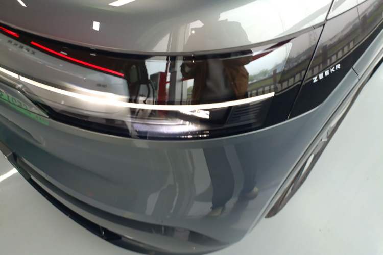 Used Zeekr MIX 2025 Intelligent Driving Version
