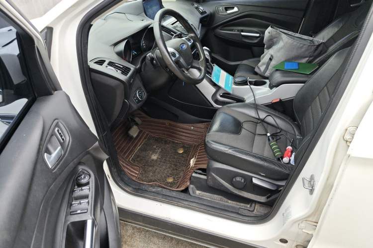 Used Ford Kuga 2015 1.5L GTDi Two-Wheel Drive Fashion Edition Driver Seat