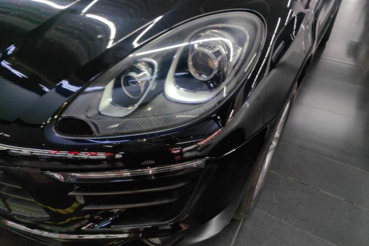Used Porsche Macan 2014 Macan 2.0T Left Front Headlight