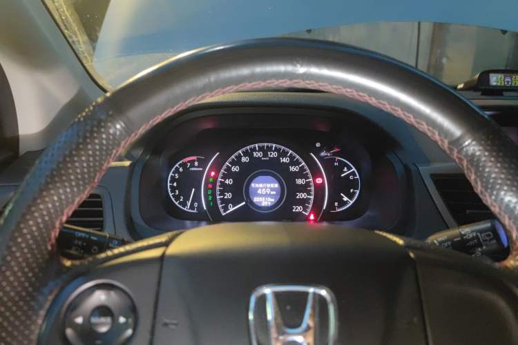 Used Honda CR-V 2012 2.0L two-wheel drive urban version