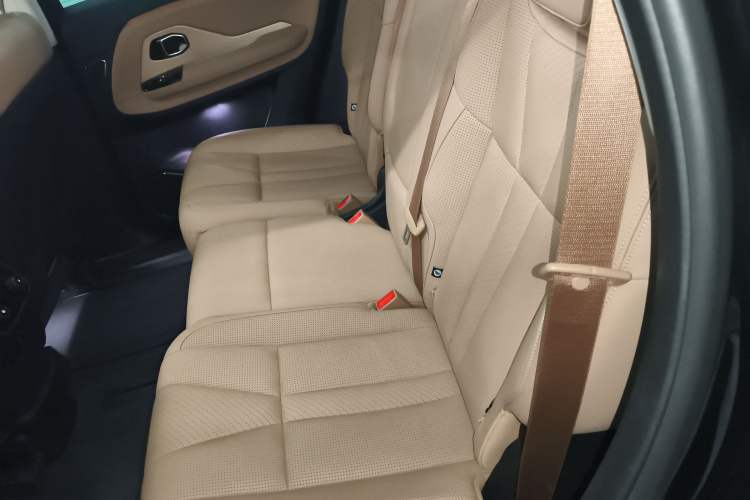 Used Nio ES8 2018 355 km Base Version 7-Seater Edition