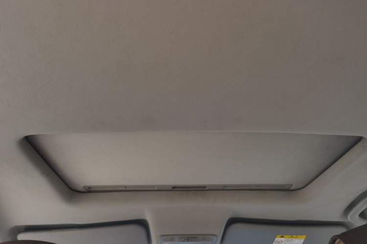 Used FORTHING S500 2016 1.6L Manual Luxury Model
