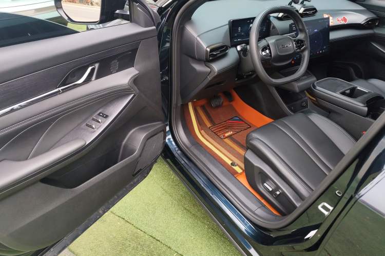 Used Dongfeng Aeolus L7 New Energy 2025 518 Zongxiang Trim Driver Seat