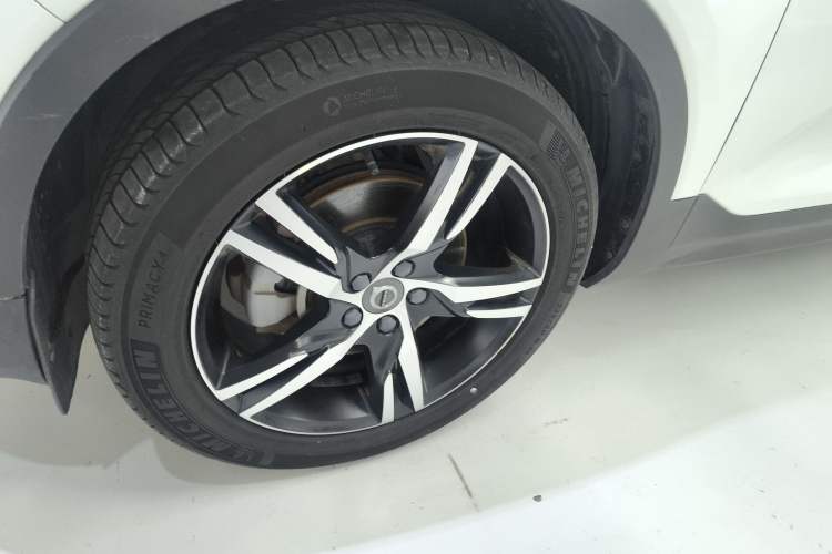 Used Volvo XC40 2021 T4 Four-Wheel Drive Smart & Sporty Edition
