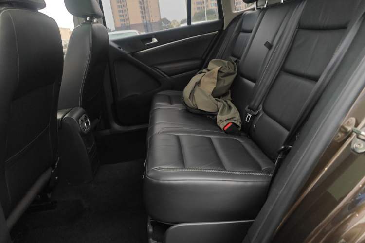 Used Volkswagen Tiguan L 2017 300TSI Automatic Two-Wheel Drive Silk Road Comfort Edition