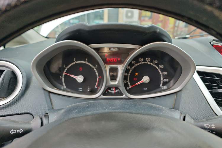 Used Ford Fiesta 2011 Sedan 1.5L Automatic Fashion Edition Instrument Cluster