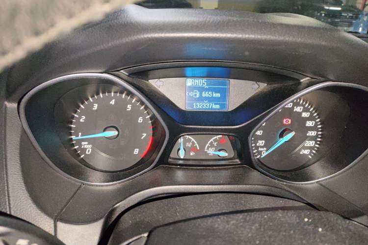 Used Ford Focus 2012 Sedan 1.6L Automatic Fashion Edition
