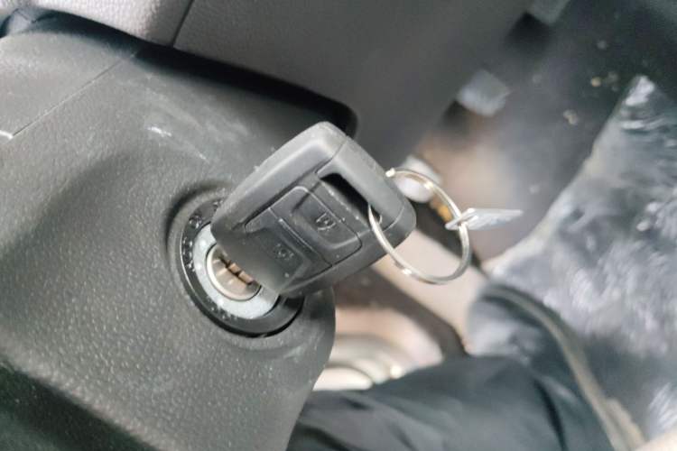 Used Wuling Hongguang V 2022 1.5L Jingqu Edition Electric-Assist LAR