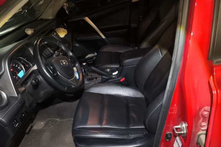 Used Toyota RAV4 2013 2.5L Automatic 4x4 Elite Edition
