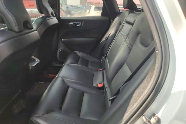 Used Volvo XC60 2021 T5 4x4 Zhiyi Sport Edition